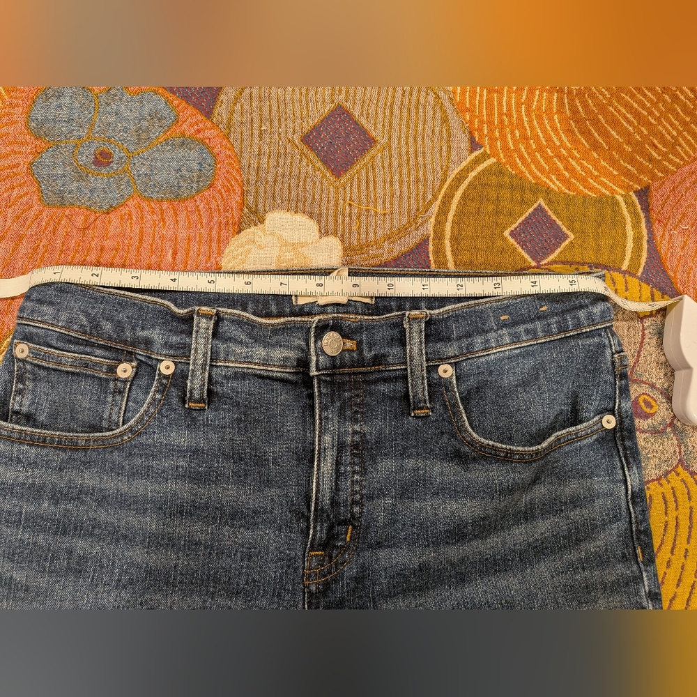 Madewell Mid-Rise Kick Out Jeans - Picture 6 of 7